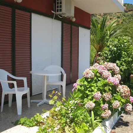 Bellina Agia Paraskevi (Skiathos)